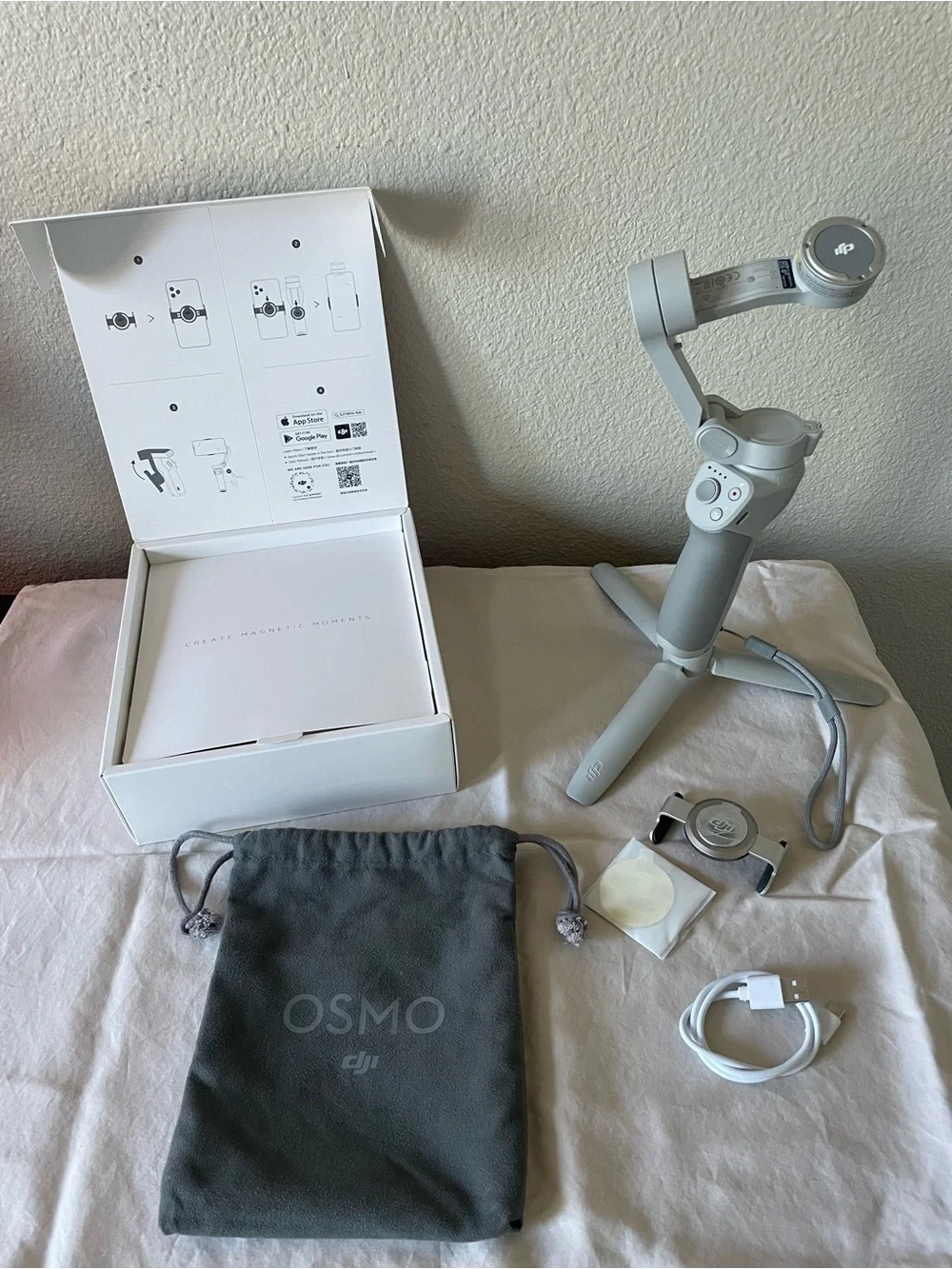 DJI OM 4 Smartphone Gimbal